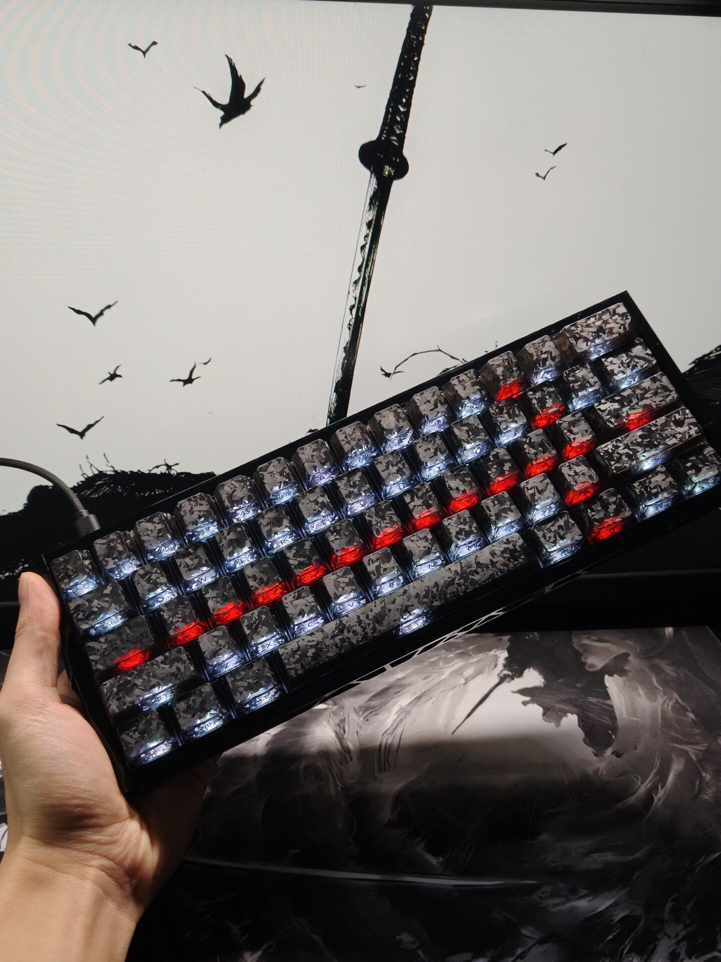 Gaming Keyboard Number Pad - คีย์บอร์ดเกมมิ่งขนาดกะทัดรัด 60% แบบปรับแต่งได้ พร้อมไฟ RGB และแกนแม่เหล็ก